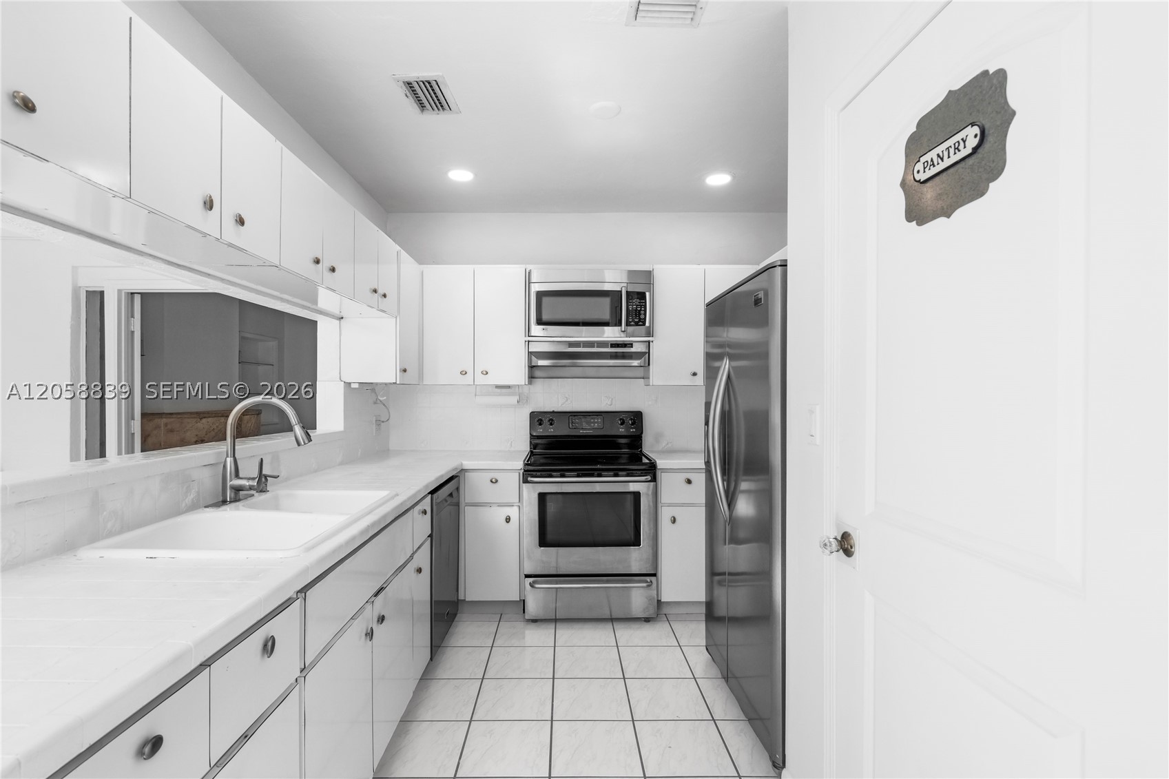 1906 SW 21st St, Miami FL 33145