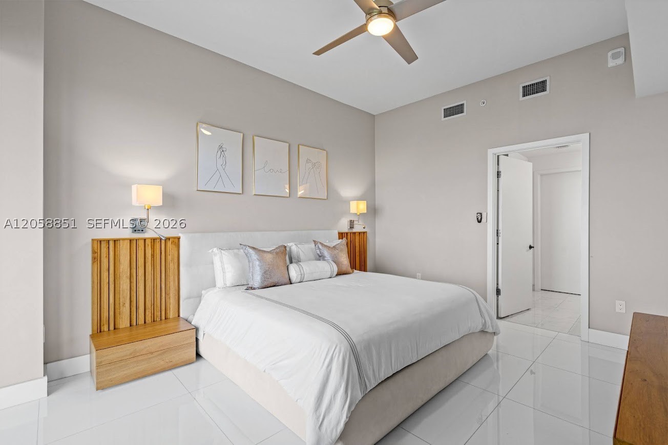 16385 Biscayne Blvd #3201, North Miami Beach FL 33160