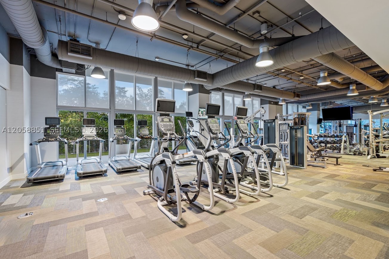 16385 Biscayne Blvd #3201, North Miami Beach FL 33160