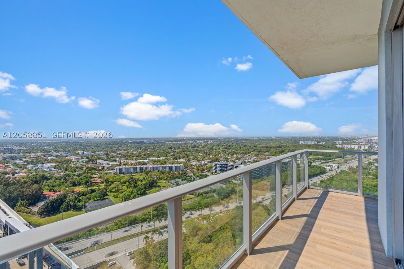 16385 Biscayne Blvd #3201, North Miami Beach FL 33160