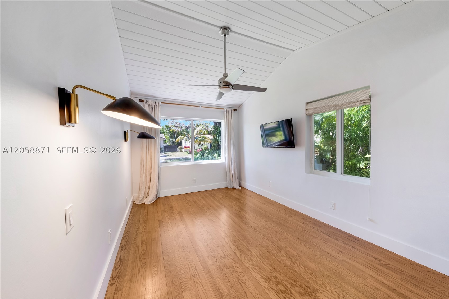 101 NW 100th St, Miami Shores FL 33150