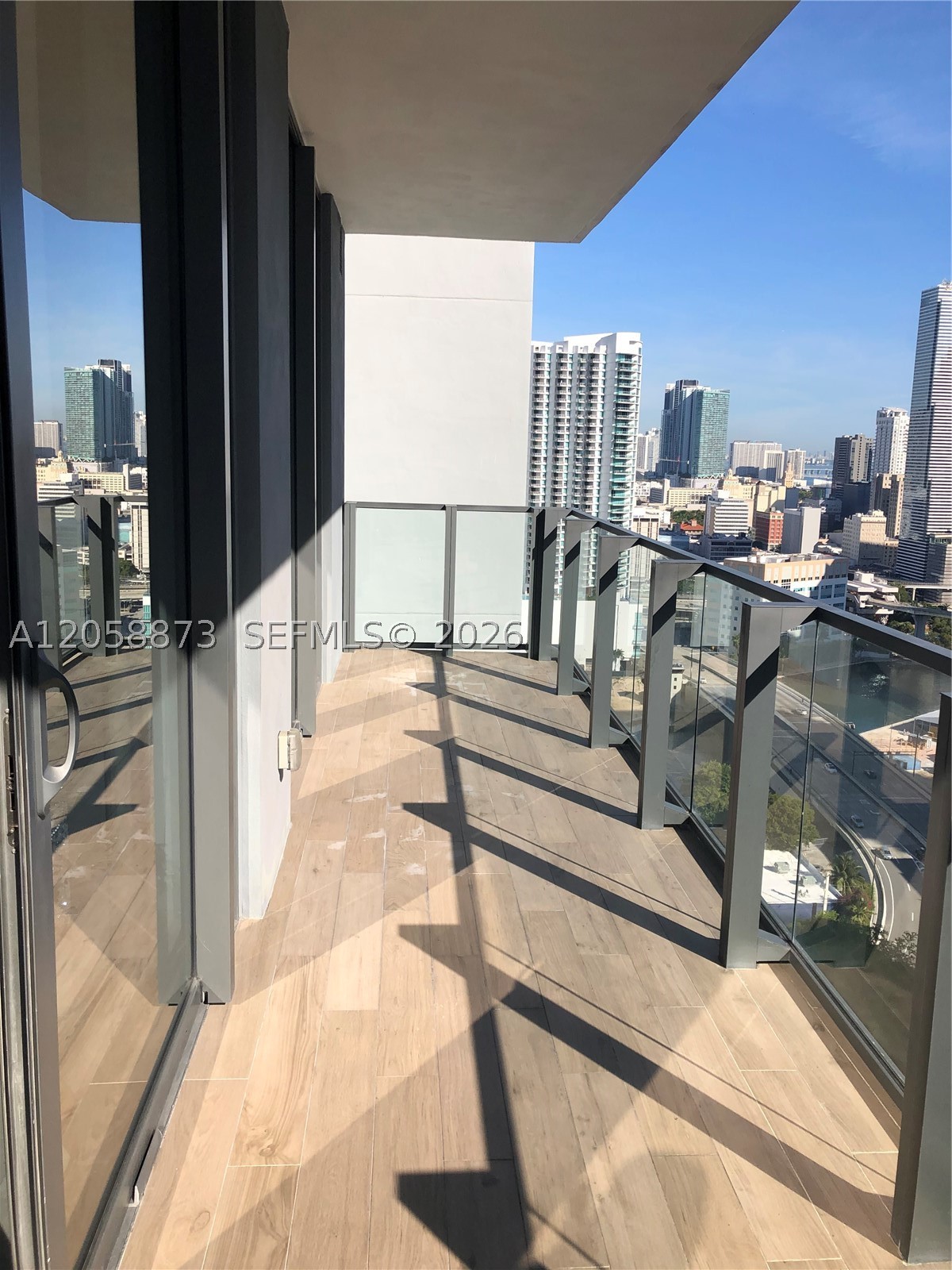 88 SW 7th St #2603, Miami FL 33130