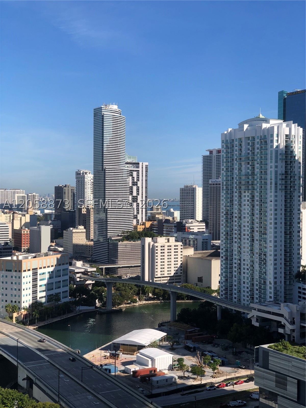 88 SW 7th St #2603, Miami FL 33130