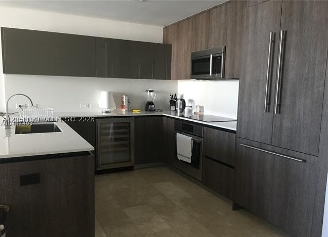88 SW 7th St #2603, Miami FL 33130