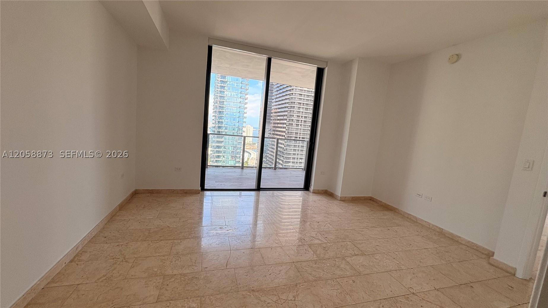 88 SW 7th St #2603, Miami FL 33130