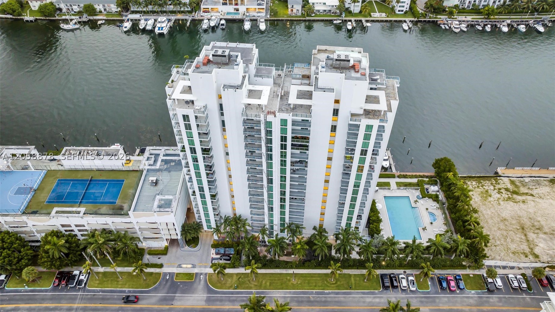 7930 East Dr #1408, North Bay Village FL 33141