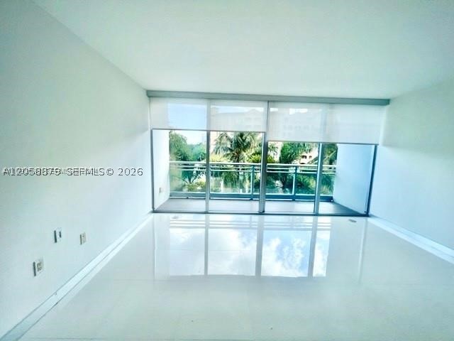 2950 NE 188th St #231, Aventura FL 33180
