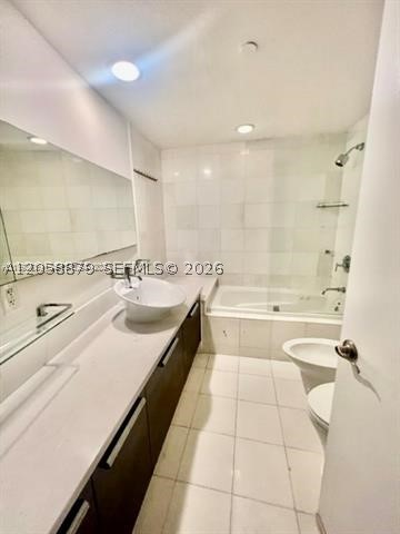 2950 NE 188th St #231, Aventura FL 33180