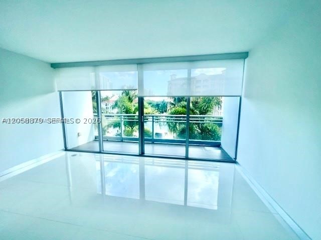 2950 NE 188th St #231, Aventura FL 33180