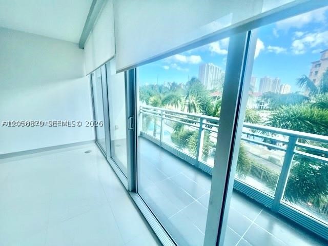 2950 NE 188th St #231, Aventura FL 33180