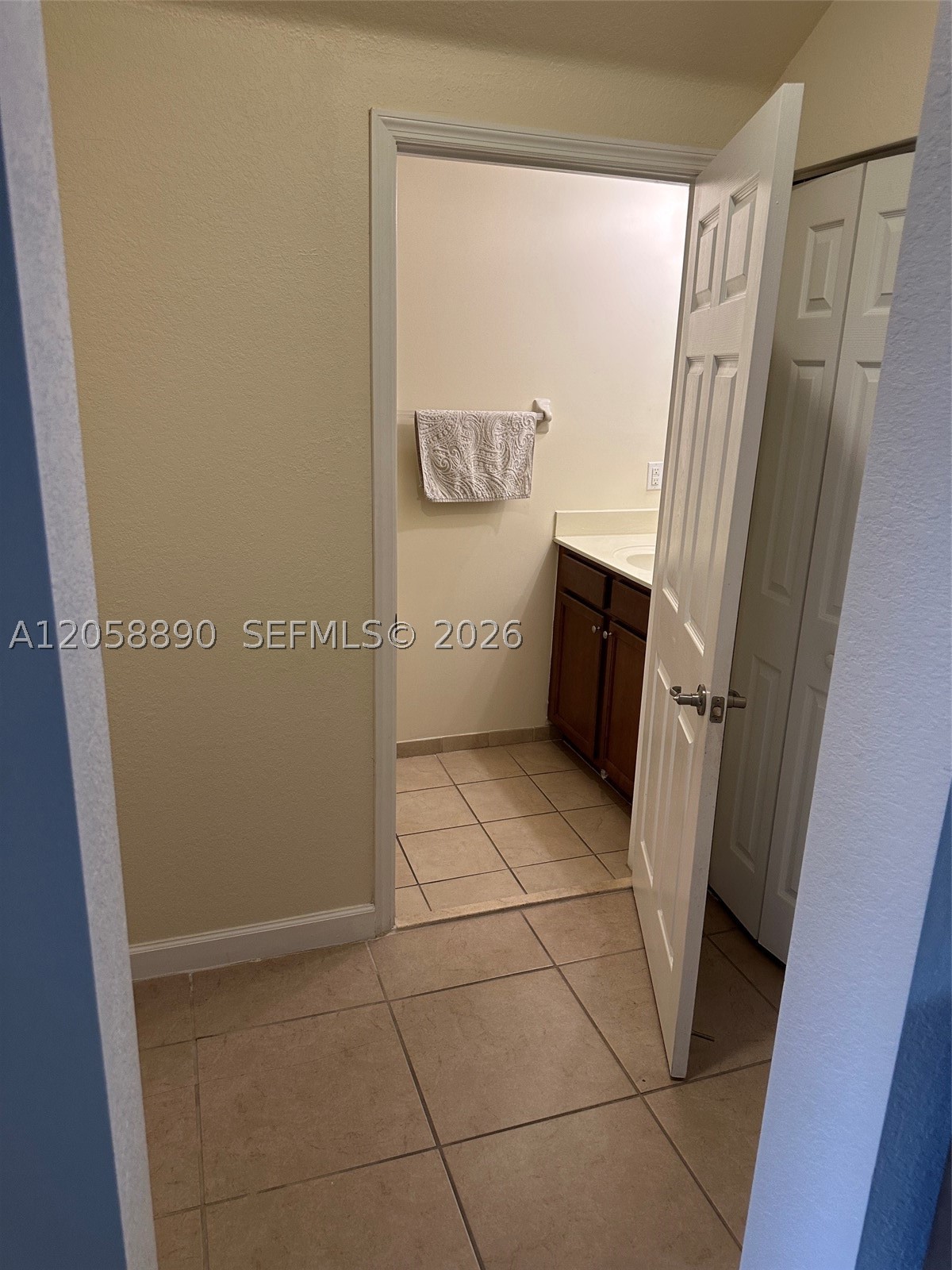 17089 SW 93rd St #17089, Miami FL 33196