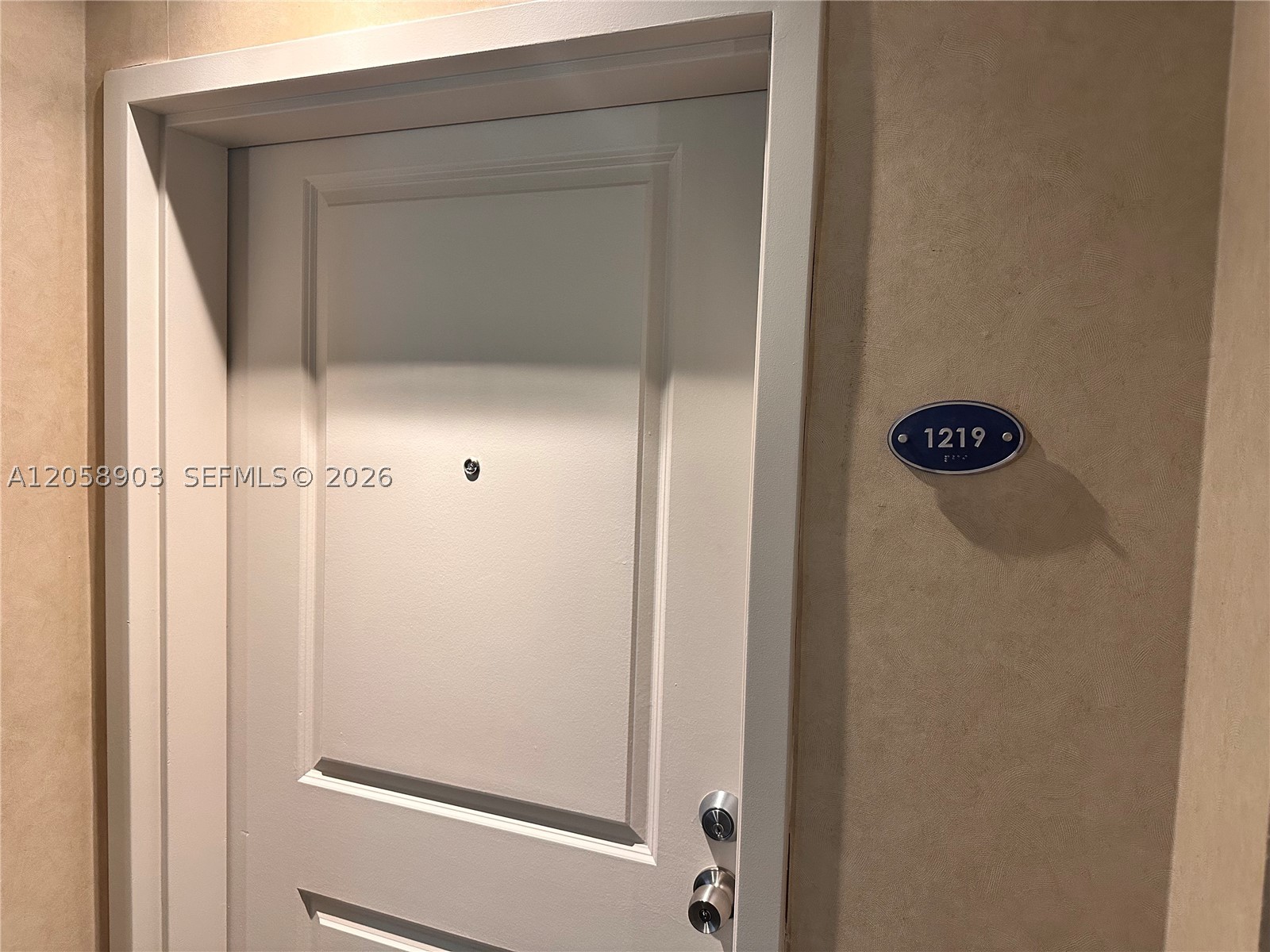 7900 Harbor Island Dr #1219, North Bay Village FL 33141