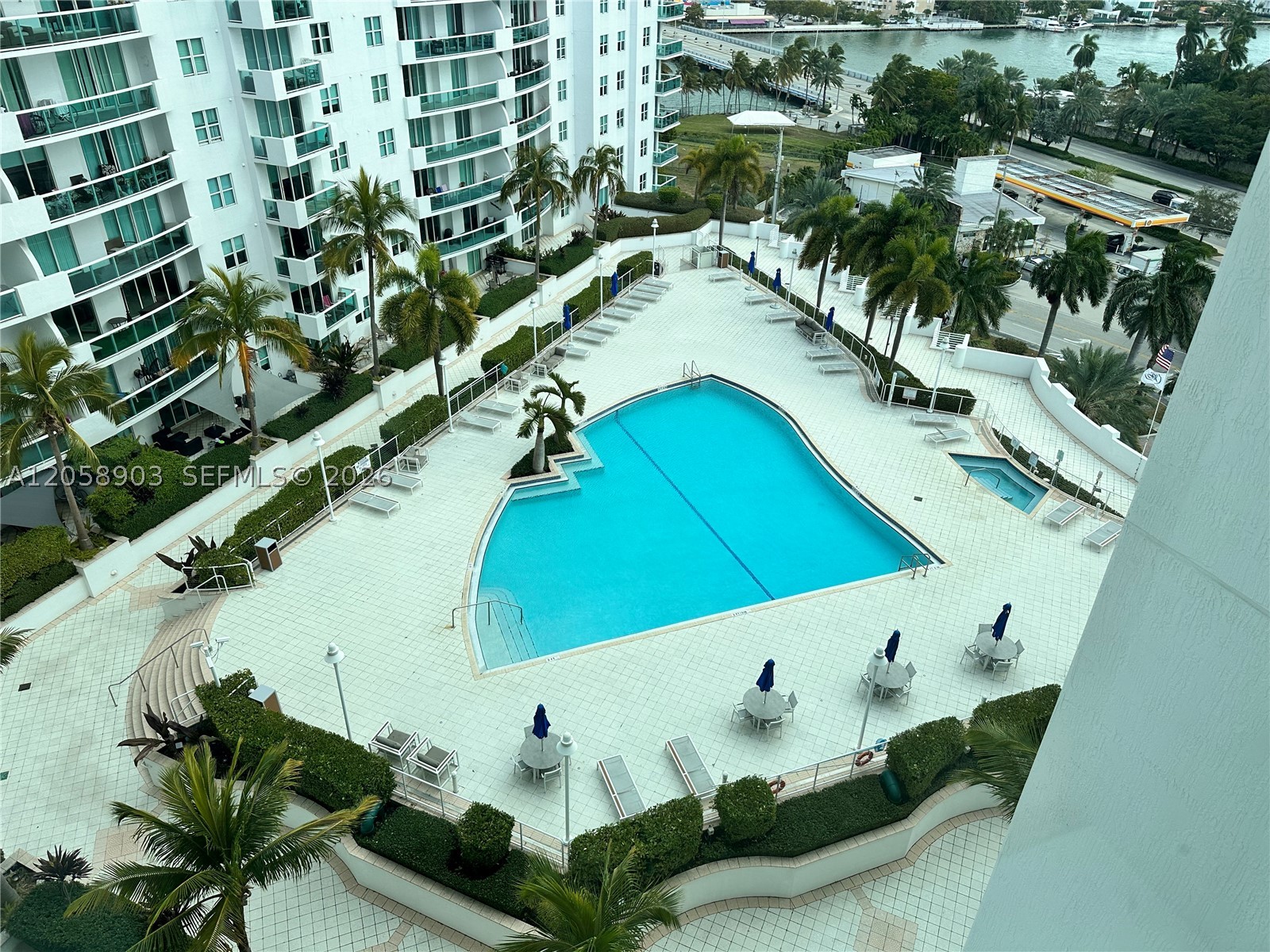 7900 Harbor Island Dr #1219, North Bay Village FL 33141