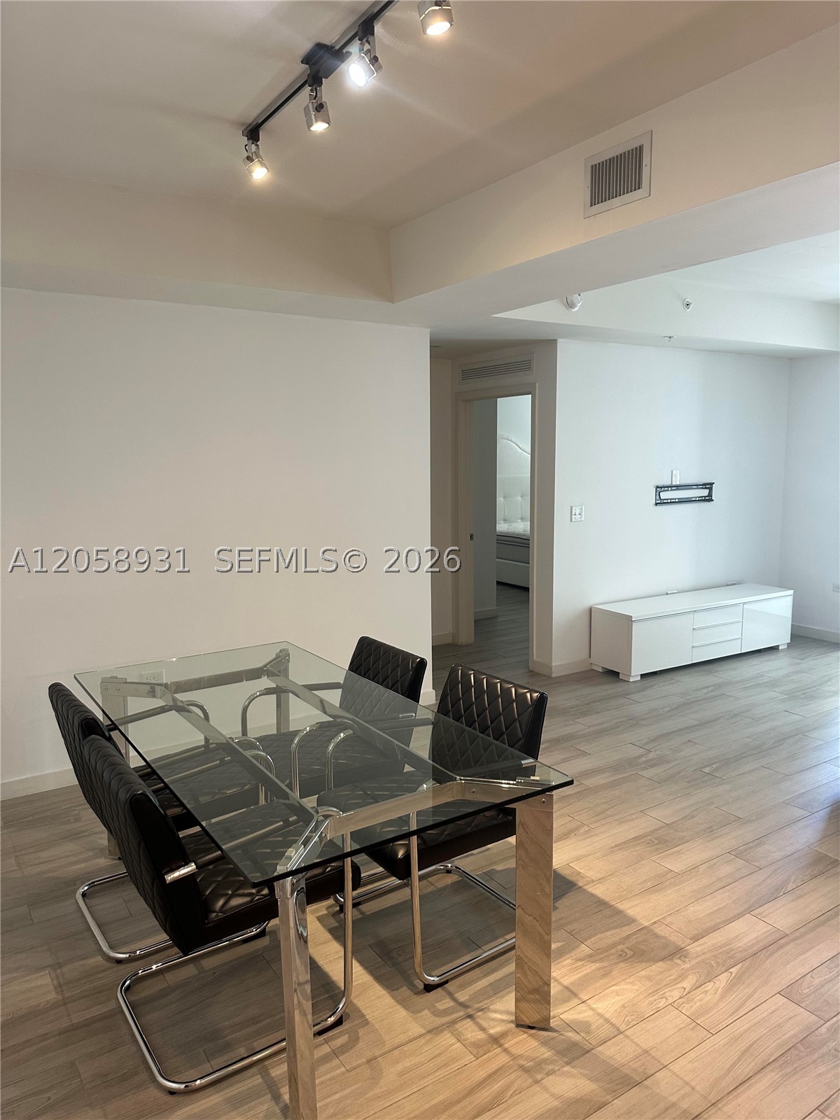 999 SW 1st Ave #1716, Miami FL 33130