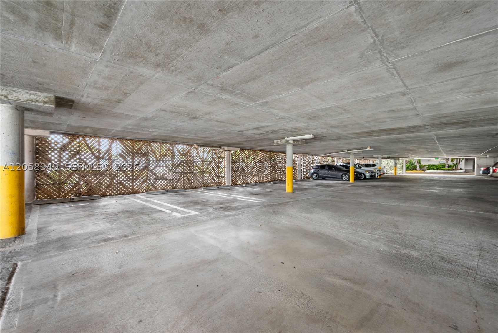 1720 NW N River Dr #107, Miami FL 33125