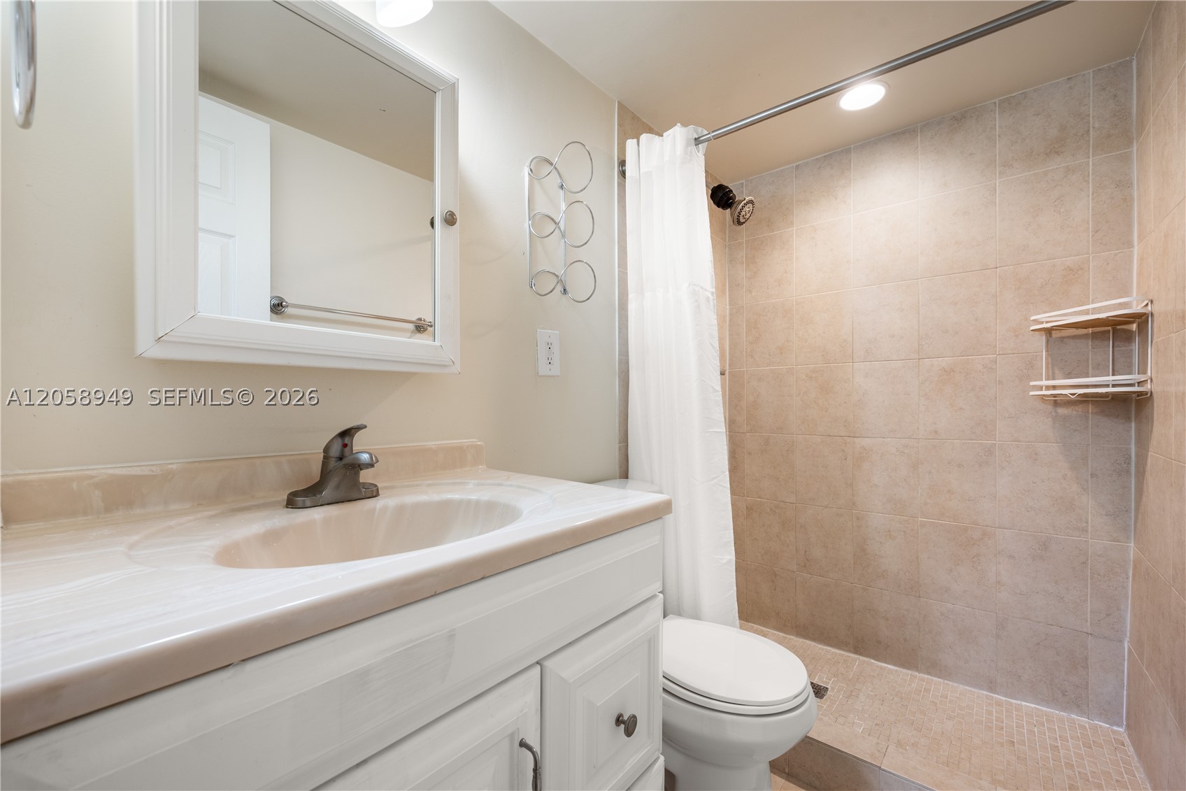 1720 NW N River Dr #107, Miami FL 33125