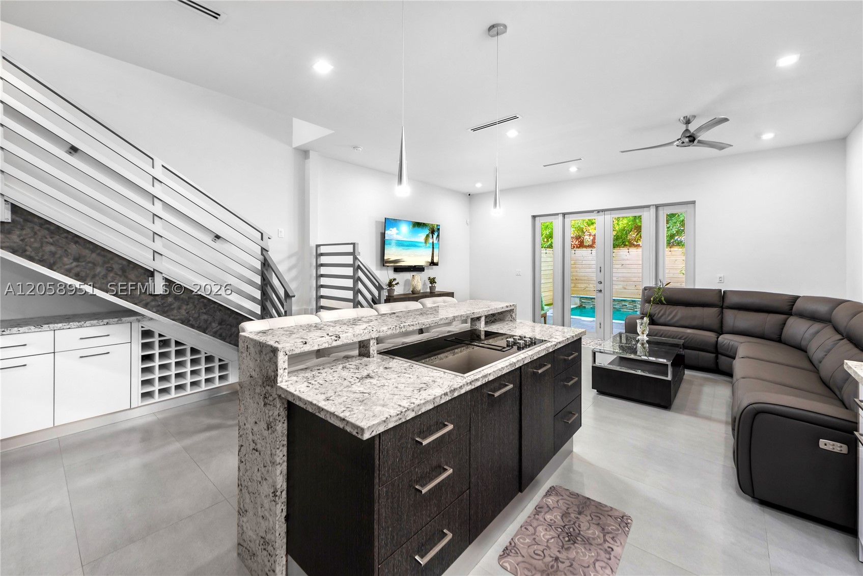 3067 Carter St, Miami FL 33133