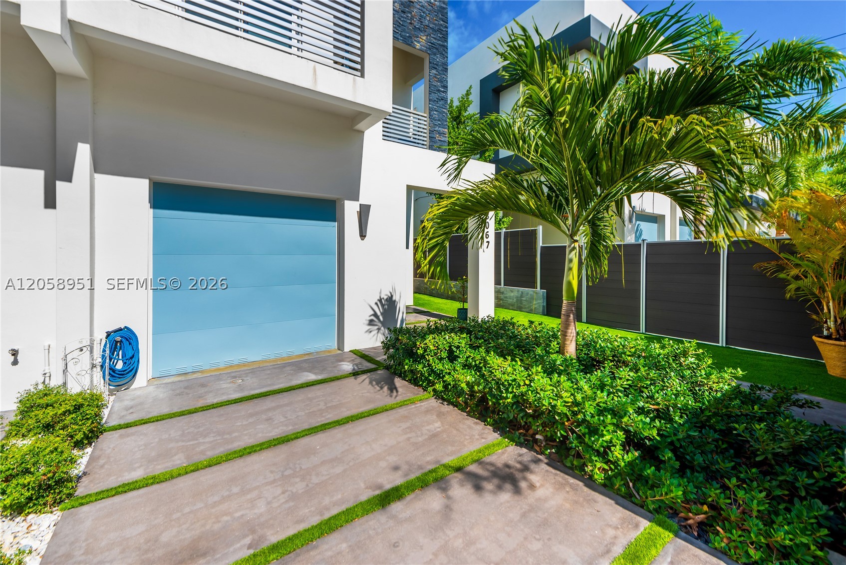 3067 Carter St, Miami FL 33133