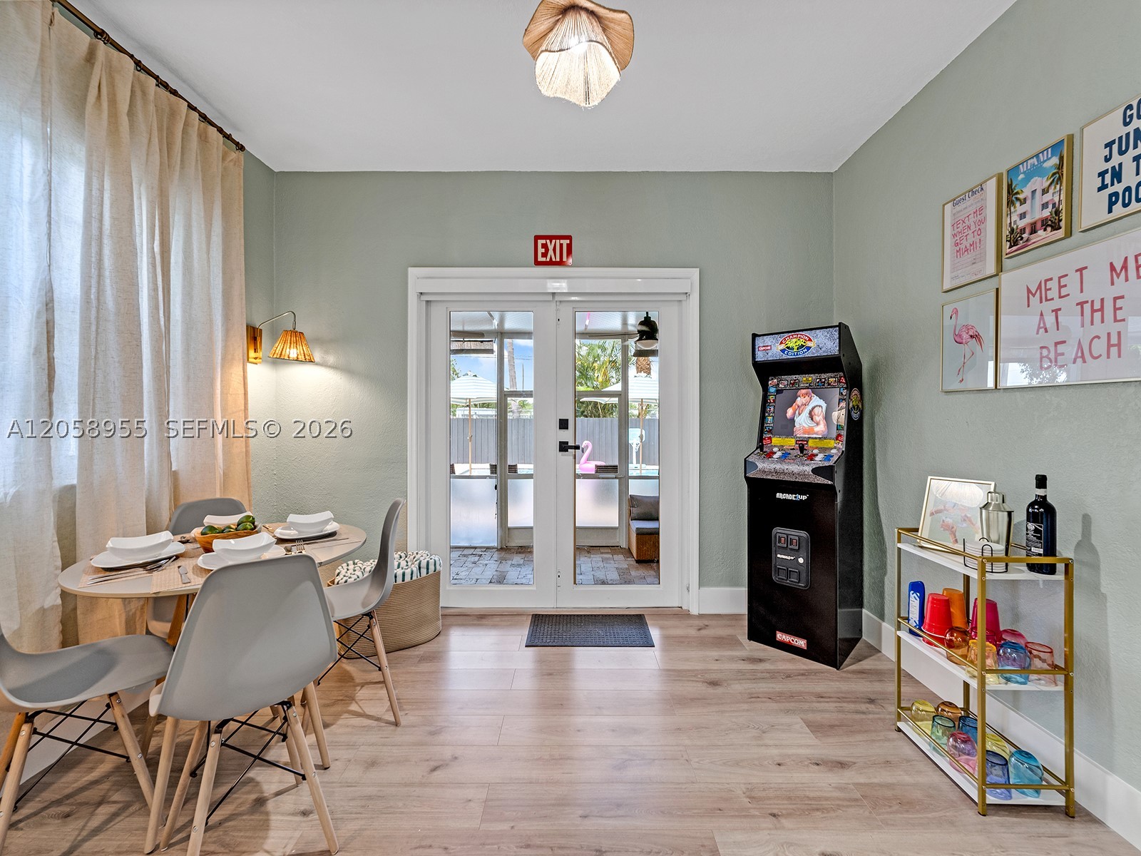 430 Forrest Dr, Miami Springs FL 33166