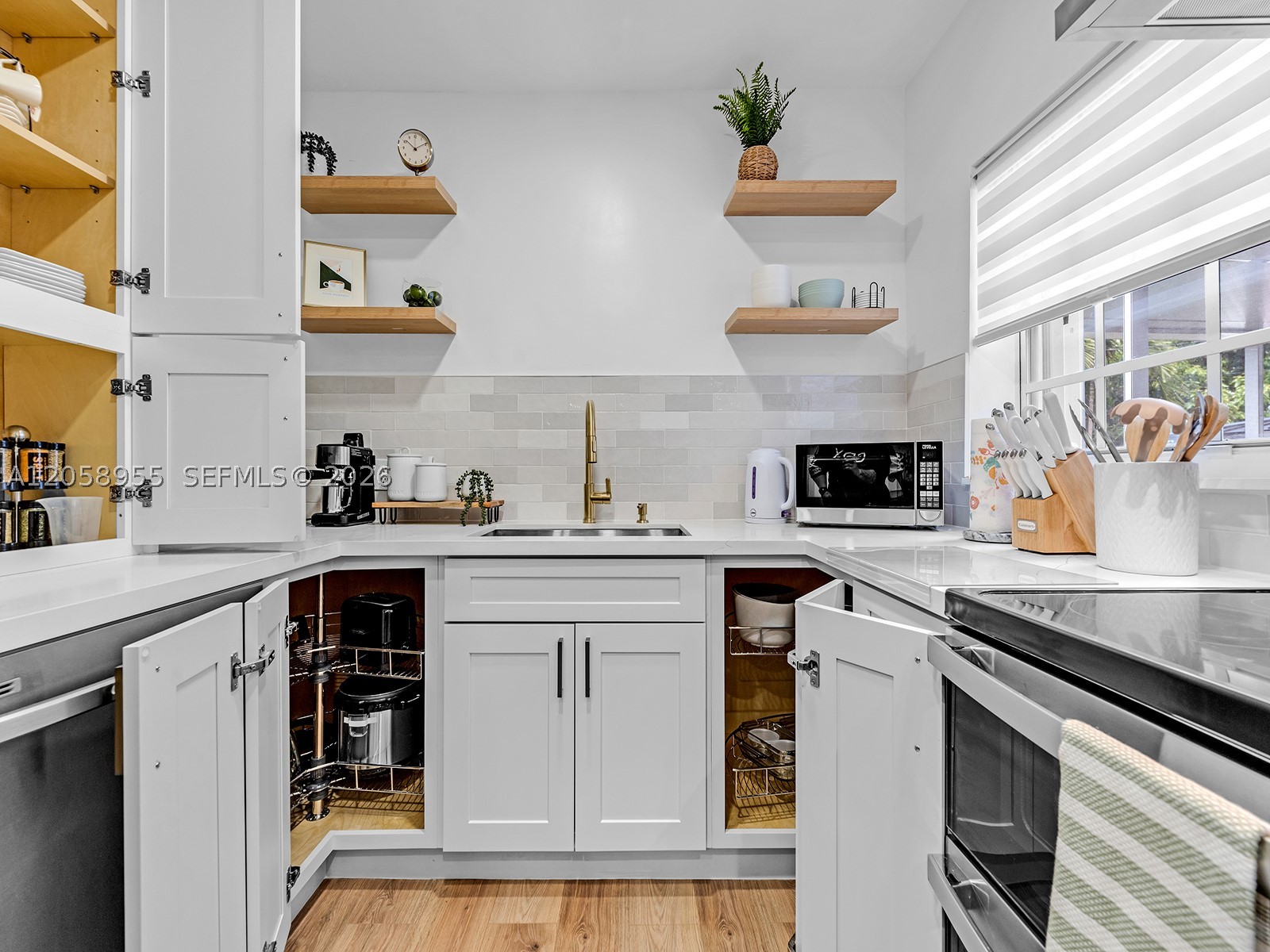 430 Forrest Dr, Miami Springs FL 33166