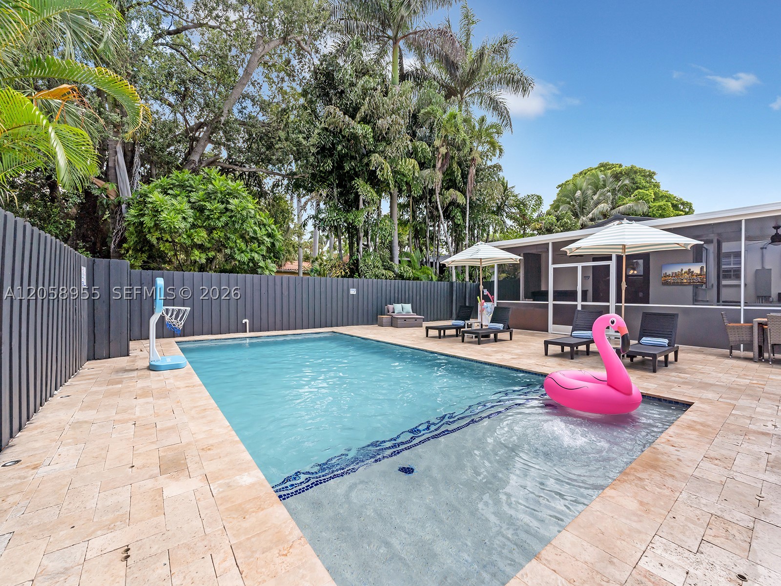 430 Forrest Dr, Miami Springs FL 33166
