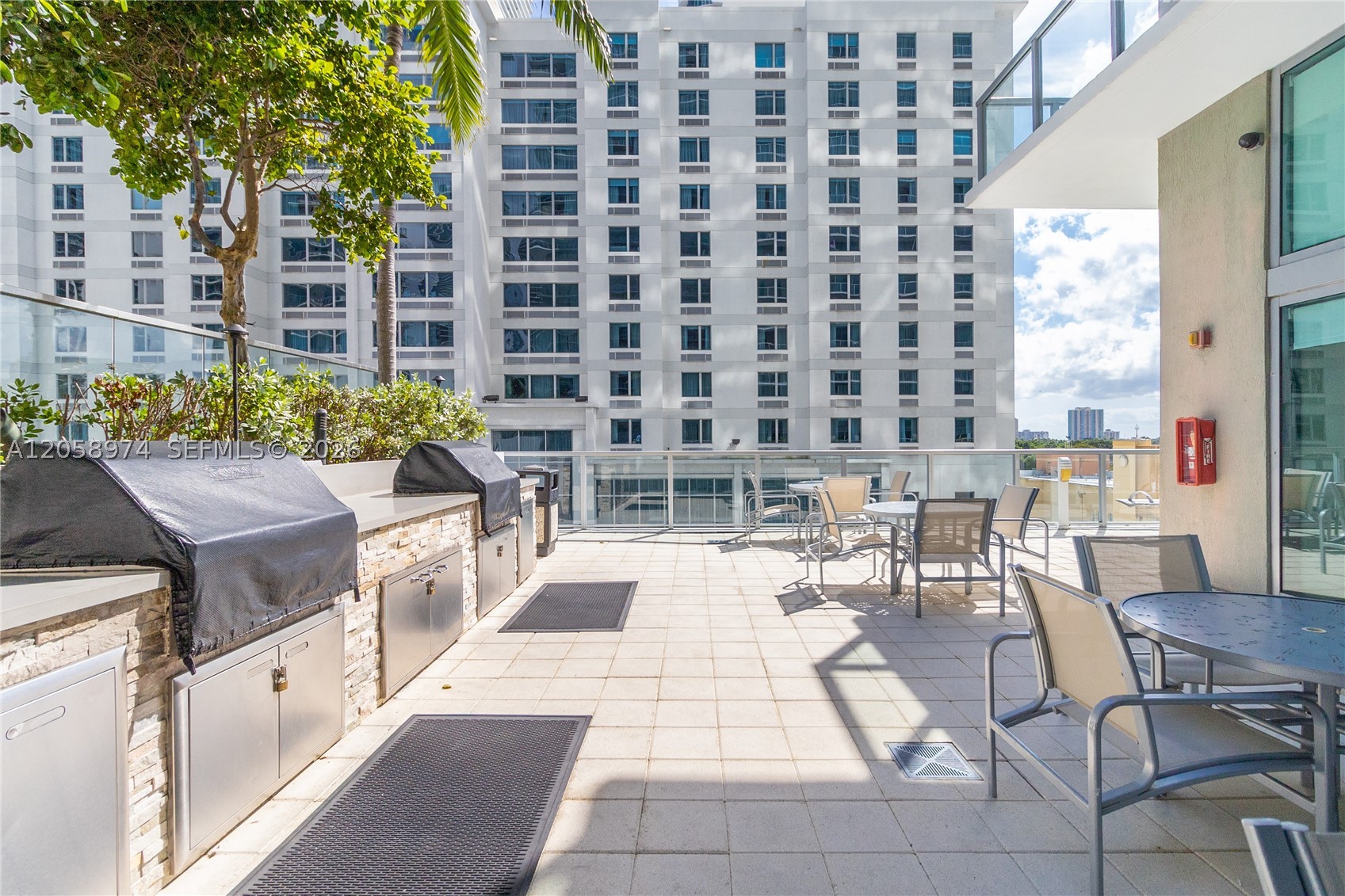 1111 SW 1st Ave #2423-N, Miami FL 33130