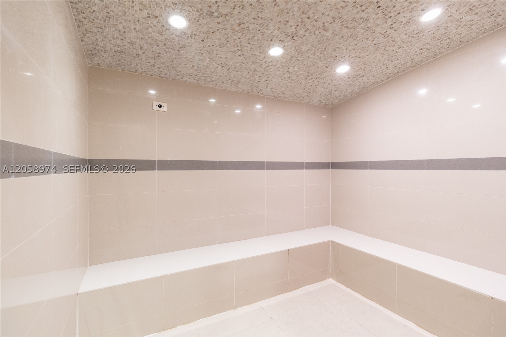 1111 SW 1st Ave #2423-N, Miami FL 33130