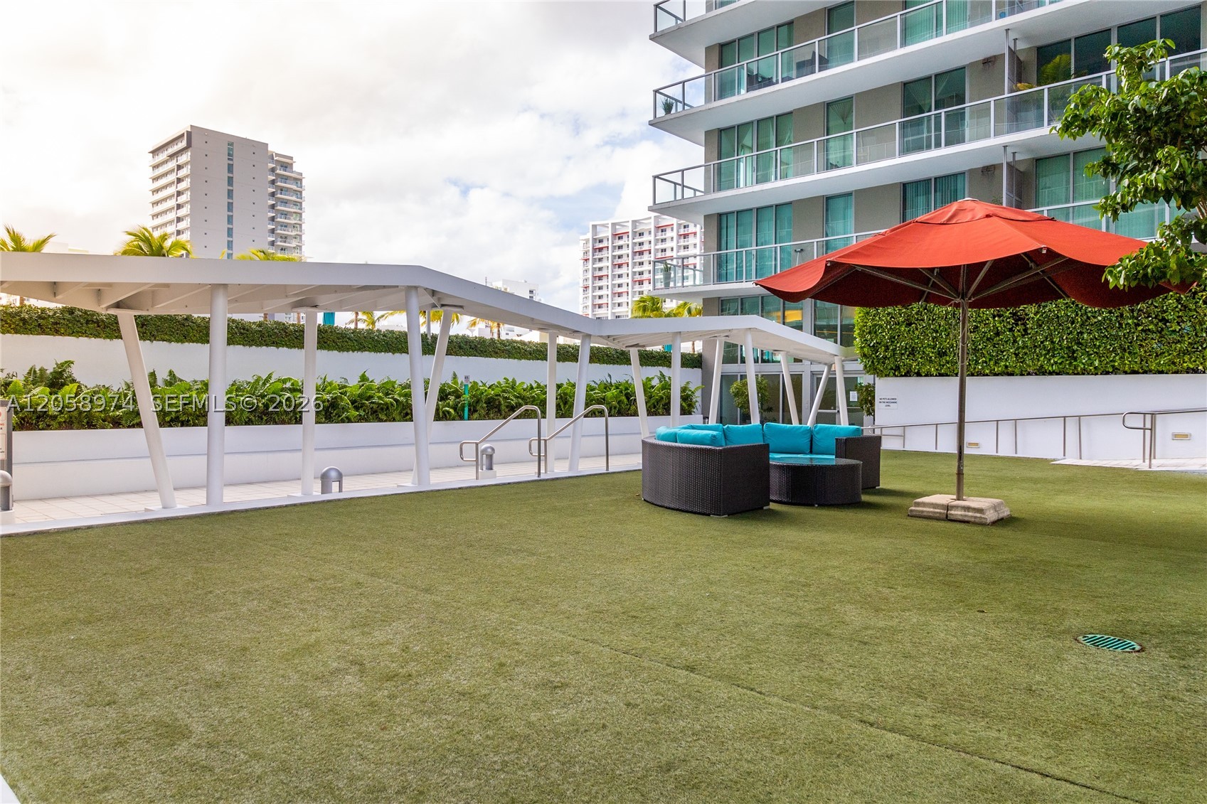 1111 SW 1st Ave #2423-N, Miami FL 33130