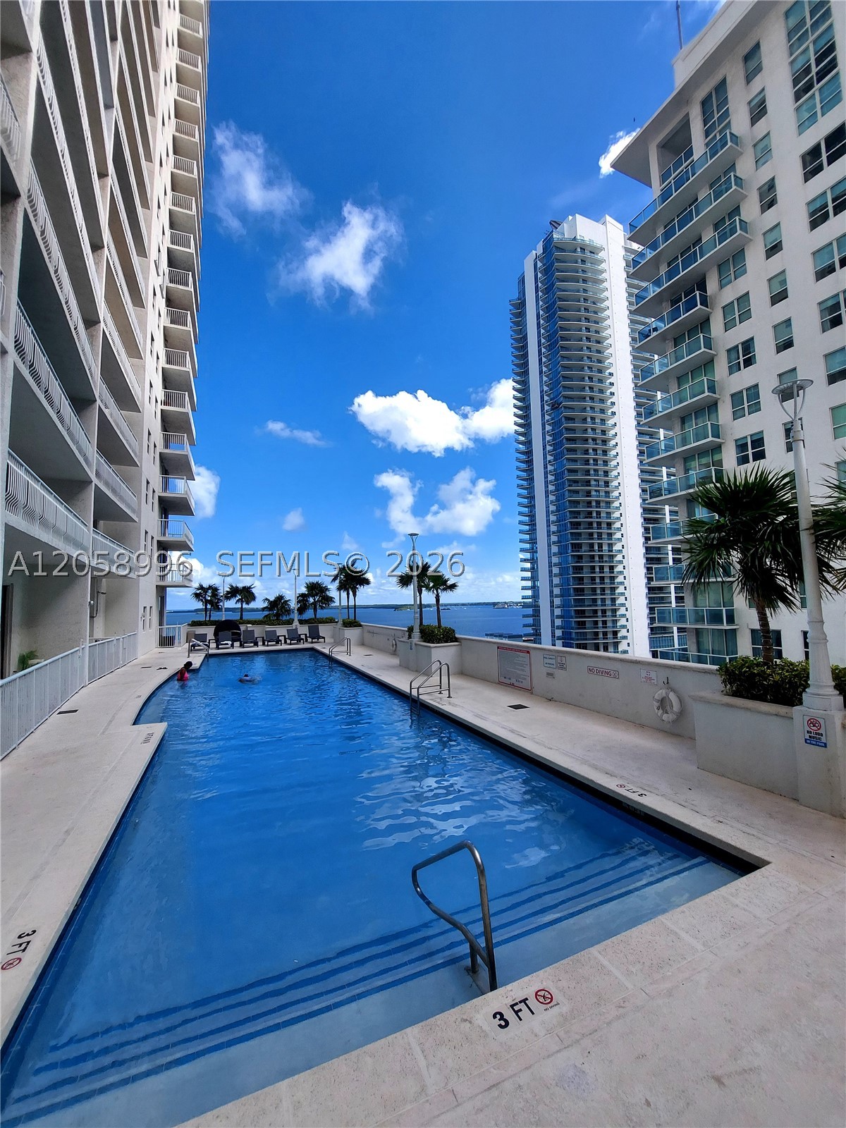 1200 Brickell Bay Dr #3708, Miami FL 33131