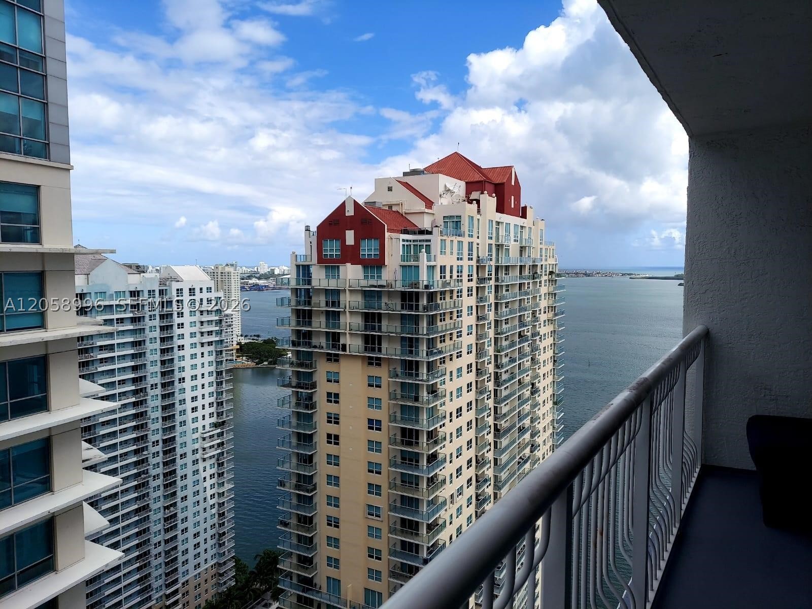 1200 Brickell Bay Dr #3708, Miami FL 33131