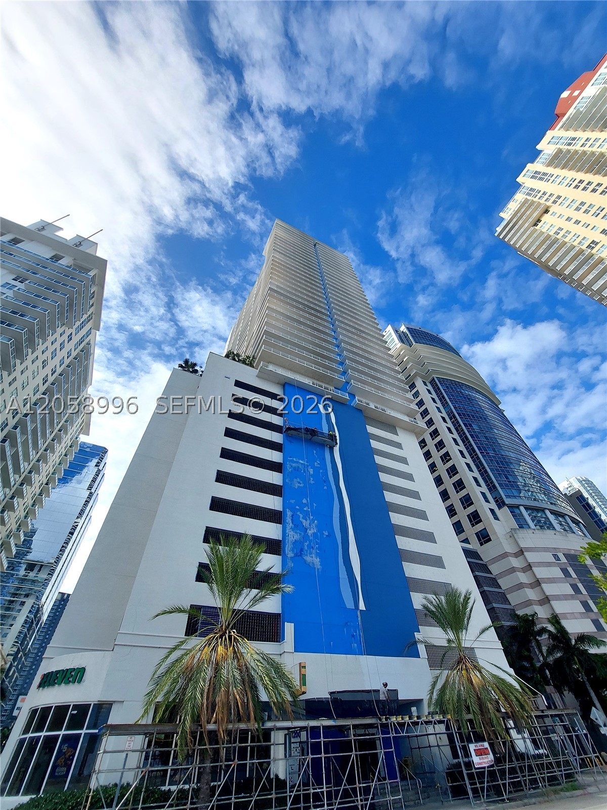 1200 Brickell Bay Dr #3708, Miami FL 33131