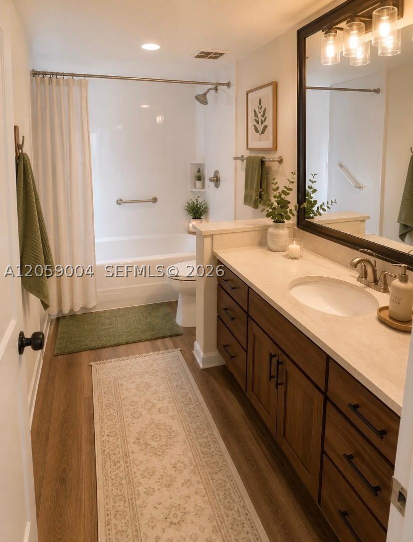 600 Biltmore Way #1108, Coral Gables FL 33134