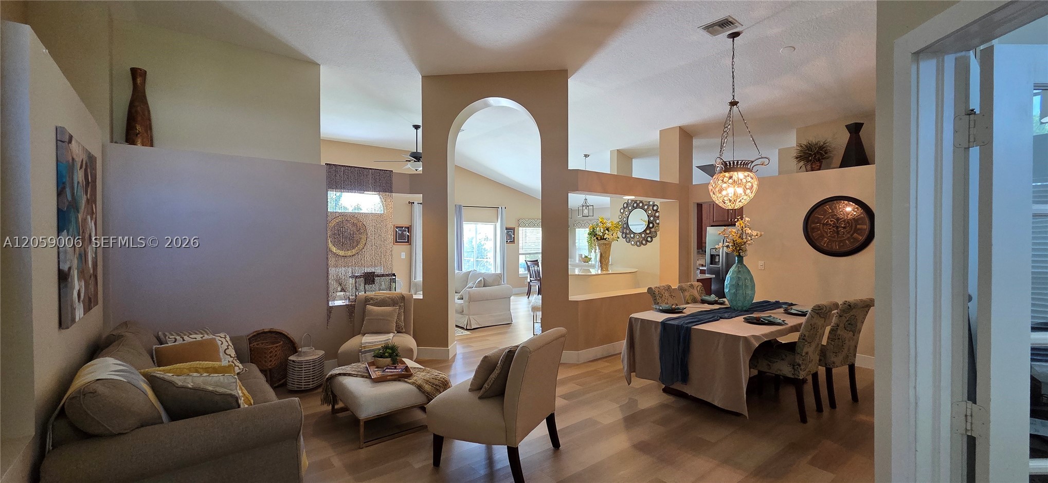 2540 Egret Lake Dr, Green Acres FL 33413