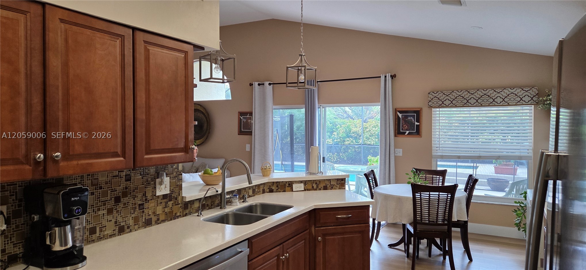 2540 Egret Lake Dr, Green Acres FL 33413