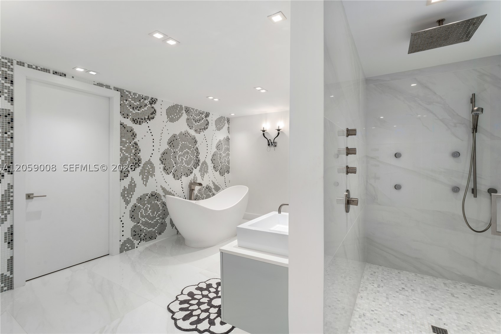 3535 Hiawatha Ave #504, Miami FL 33133