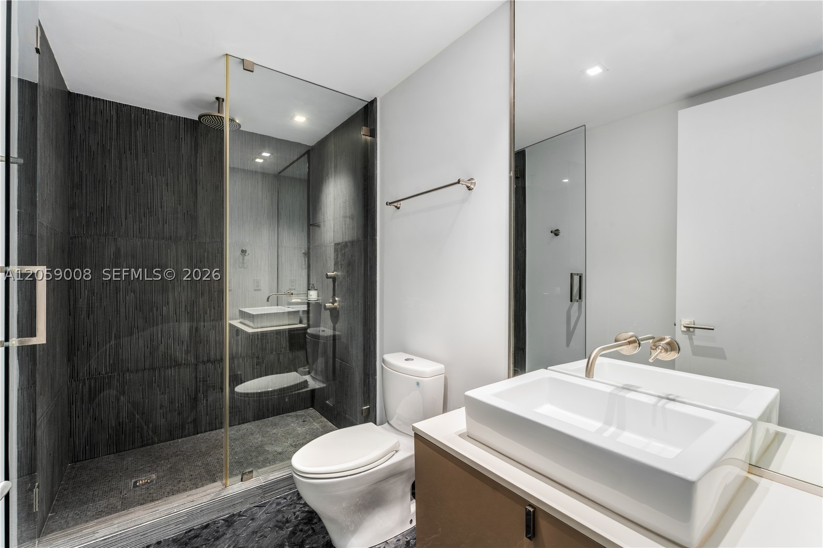 3535 Hiawatha Ave #504, Miami FL 33133