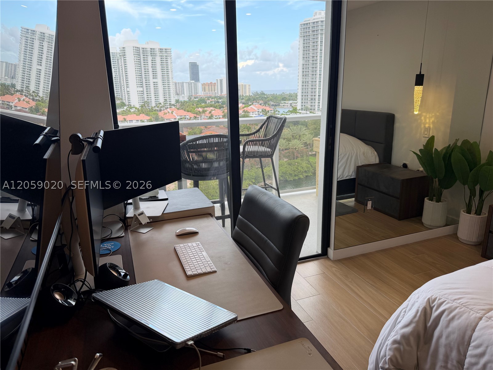 3701 N Country Club Dr #1209, Aventura FL 33180
