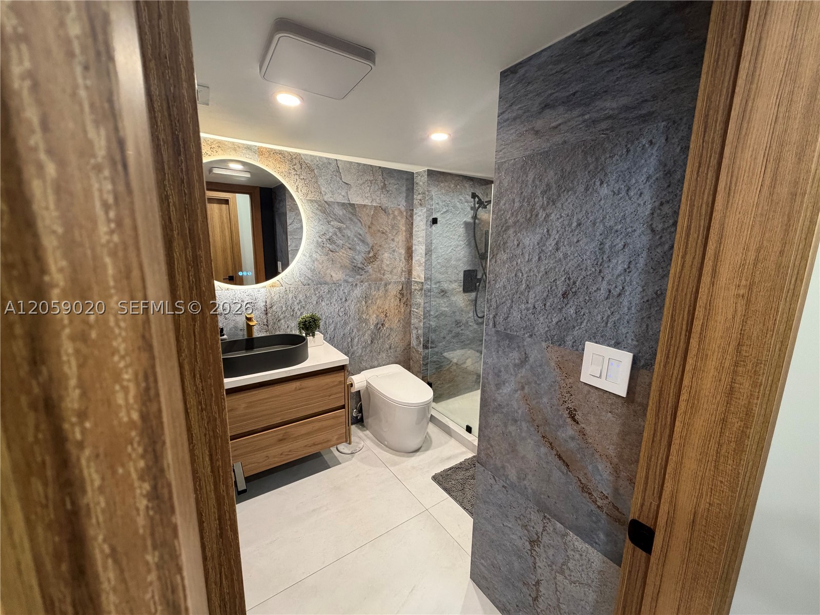 3701 N Country Club Dr #1209, Aventura FL 33180