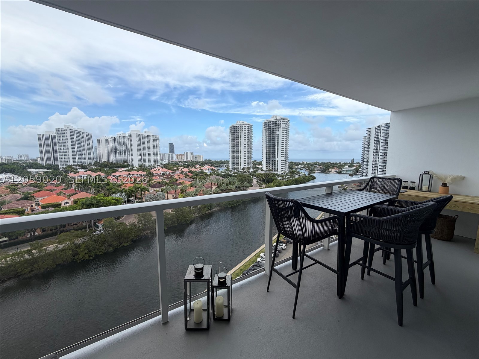 3701 N Country Club Dr #1209, Aventura FL 33180