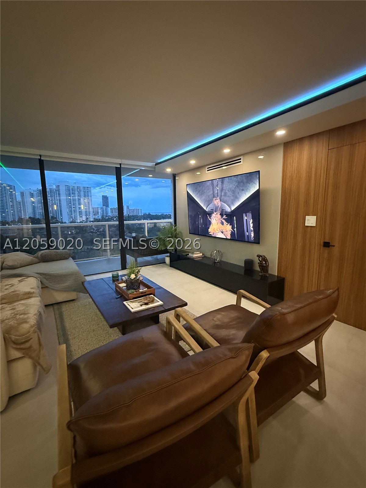 3701 N Country Club Dr #1209, Aventura FL 33180