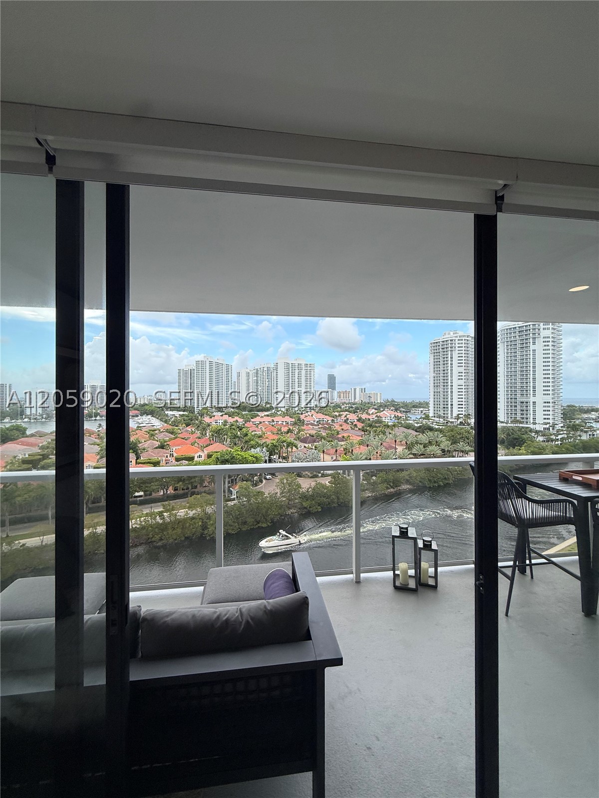 3701 N Country Club Dr #1209, Aventura FL 33180