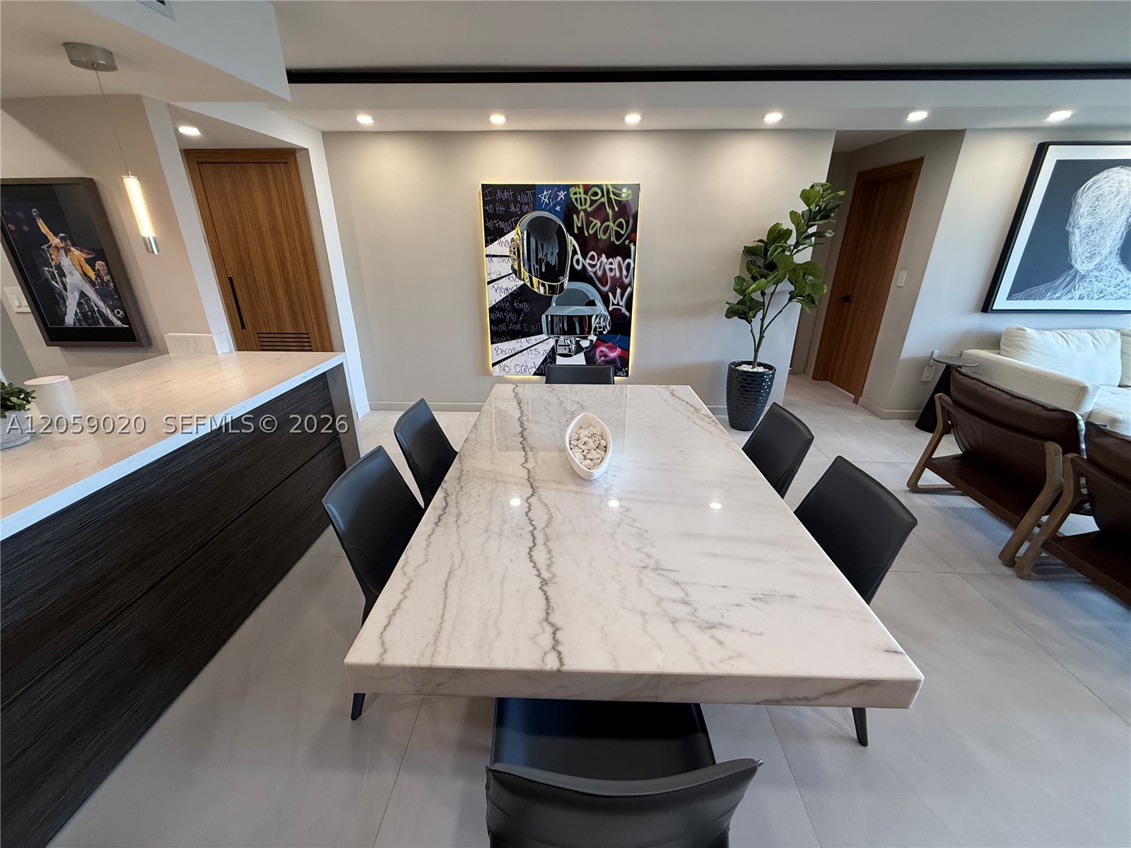 3701 N Country Club Dr #1209, Aventura FL 33180