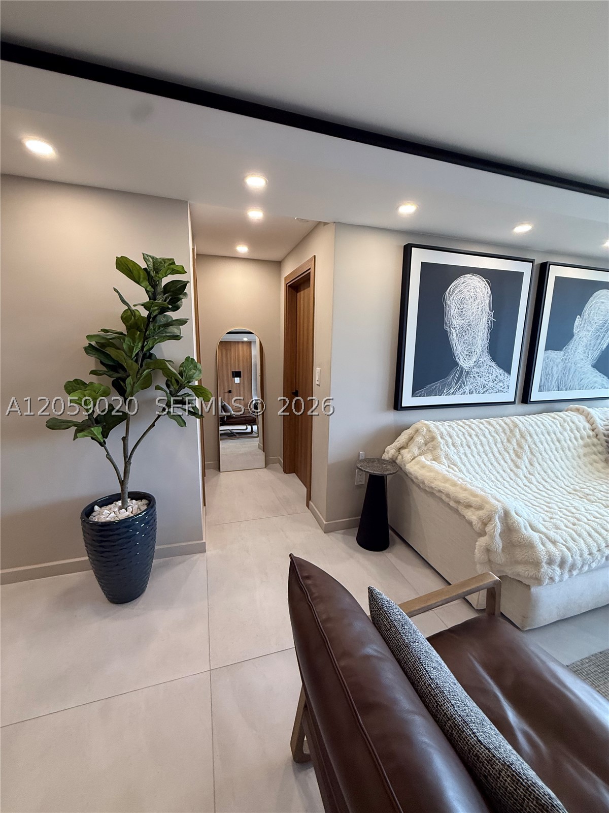 3701 N Country Club Dr #1209, Aventura FL 33180
