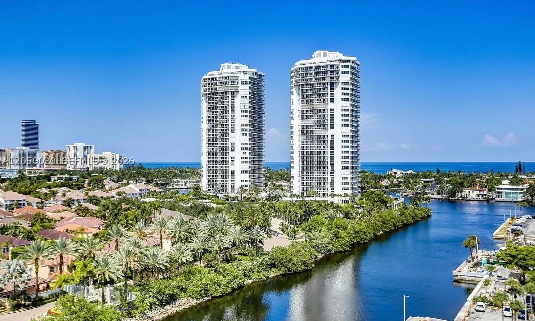 3701 N Country Club Dr #1209, Aventura FL 33180