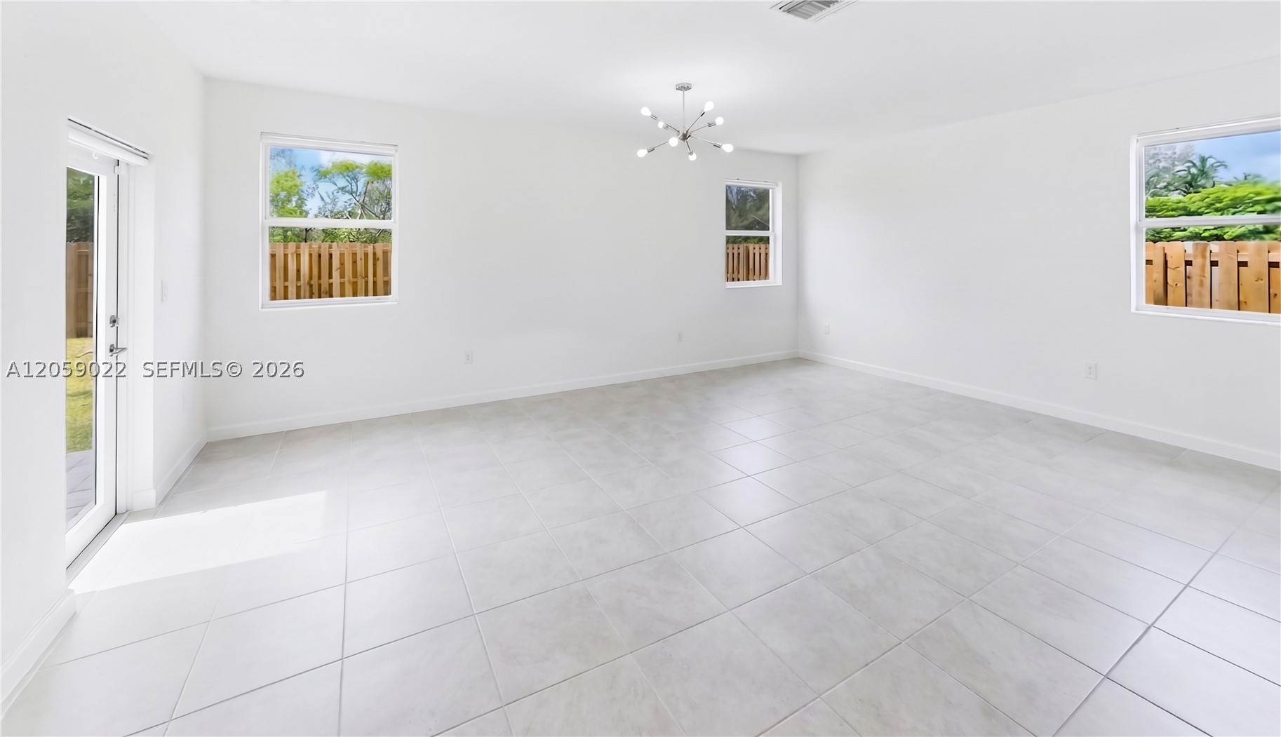 2208 SE 30th St, Homestead FL 33035