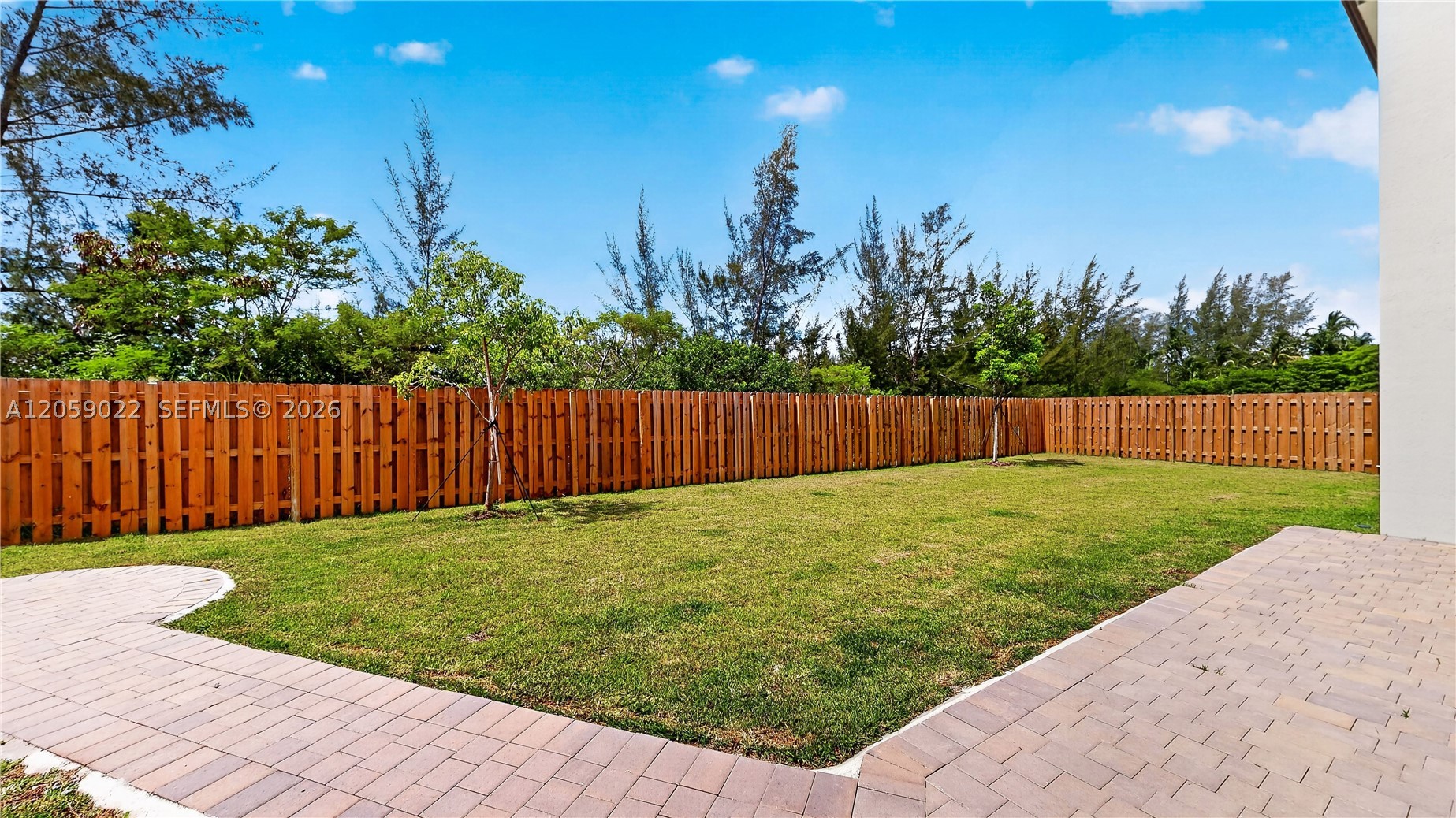 2208 SE 30th St, Homestead FL 33035