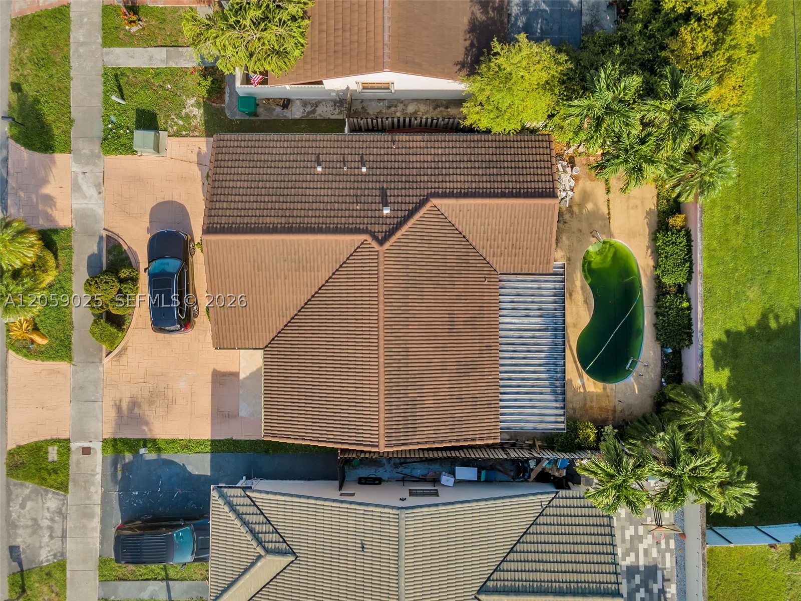 9981 NW 129th Ter, Hialeah Gardens FL 33018