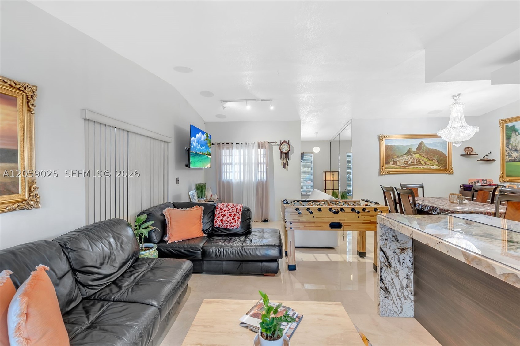 9981 NW 129th Ter, Hialeah Gardens FL 33018