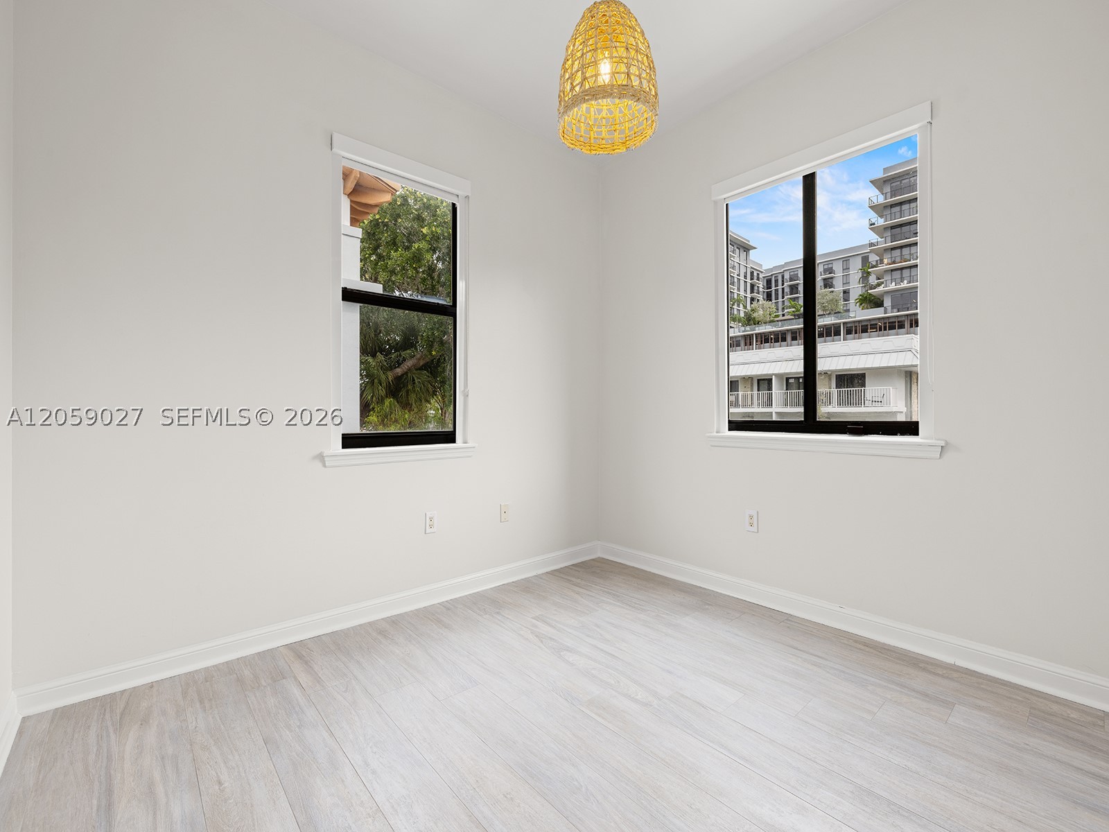 5864 SW 74th Ter #G, South Miami FL 33143