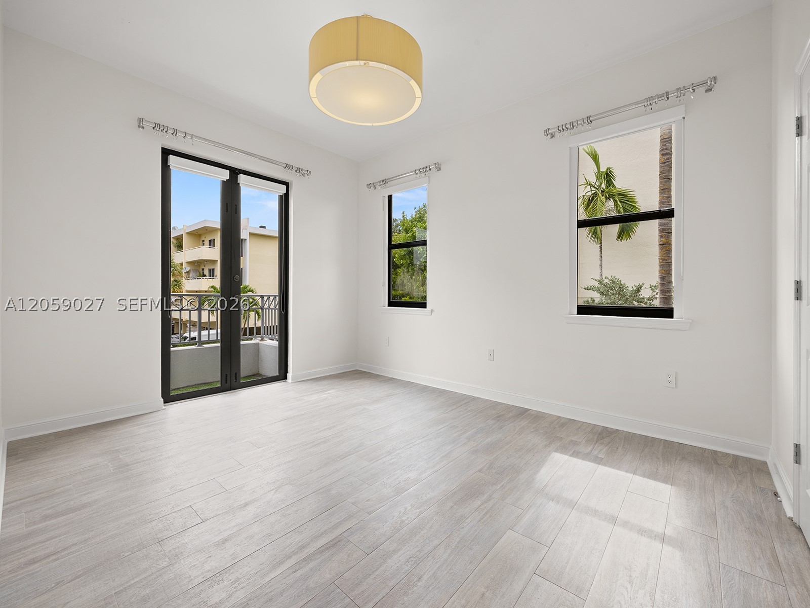 5864 SW 74th Ter #G, South Miami FL 33143